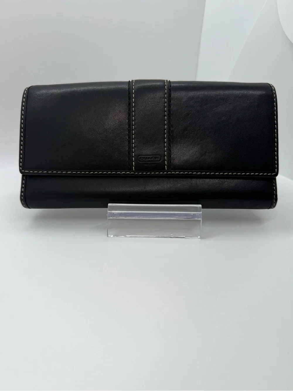 Coach Legacy Black Leather Wallet Lavender Interior - Picture 3 of 15